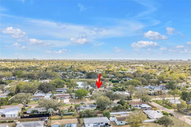 6069 4TH AVENUE N, St Petersburg, FL 33710