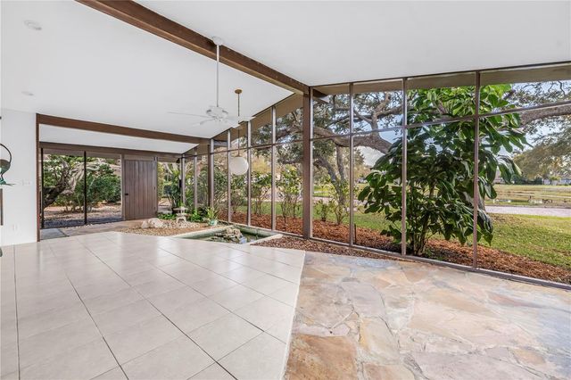 6069 4TH AVENUE N, St Petersburg, FL 33710