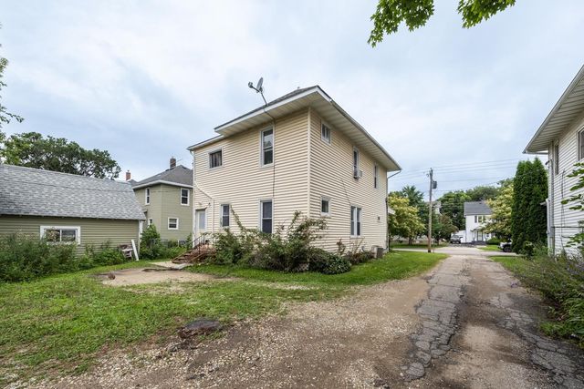 926 2nd Street NW, Rochester, MN 55901