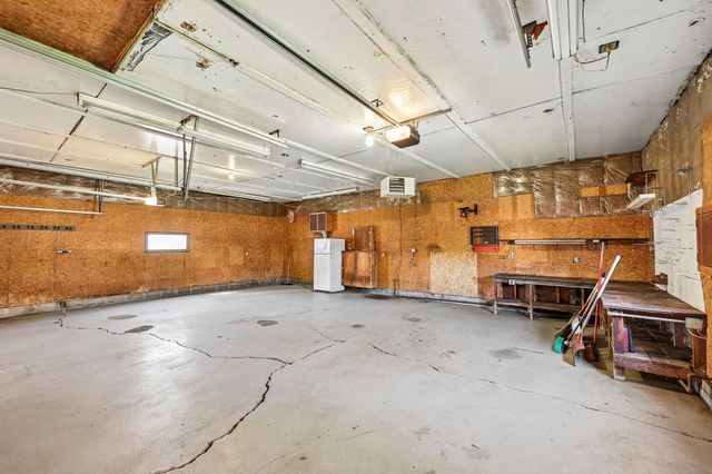 9000 Park Avenue S, Bloomington, MN 55420