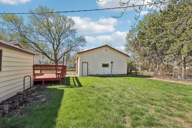 9000 Park Avenue S, Bloomington, MN 55420