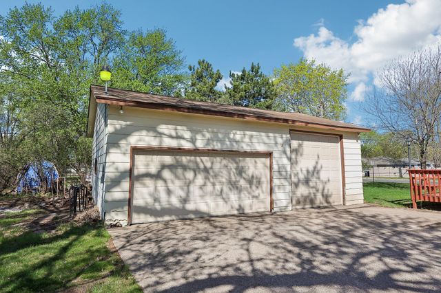 9000 Park Avenue S, Bloomington, MN 55420