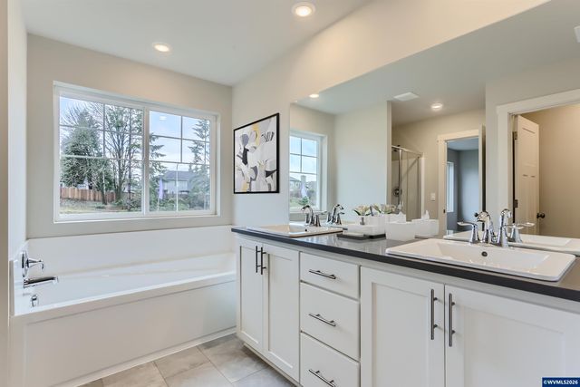 899 Windrow Av SE, Albany, OR 97322