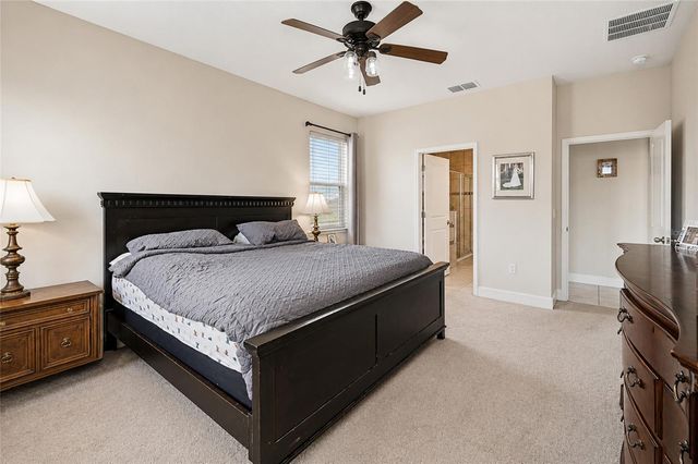 584 SEATTLE SLEW DRIVE, Davenport, FL 33837