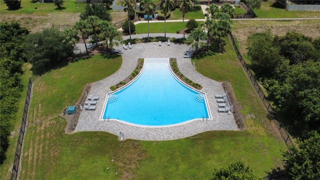 584 SEATTLE SLEW DRIVE, Davenport, FL 33837