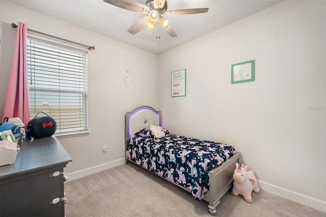 584 SEATTLE SLEW DRIVE, Davenport, FL 33837