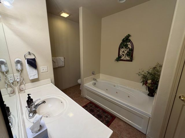 1241 Golf Drive 1, Branson West, MO 65737