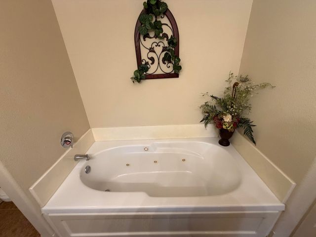 1241 Golf Drive 1, Branson West, MO 65737