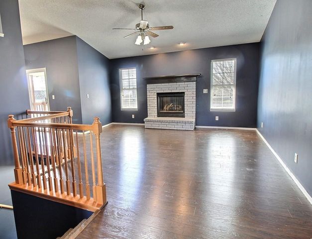 11329 W Carr Ct, Wichita, KS 67209
