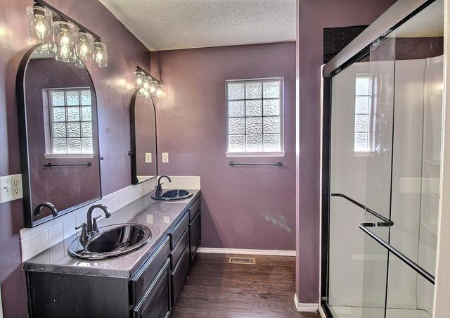 11329 W Carr Ct, Wichita, KS 67209