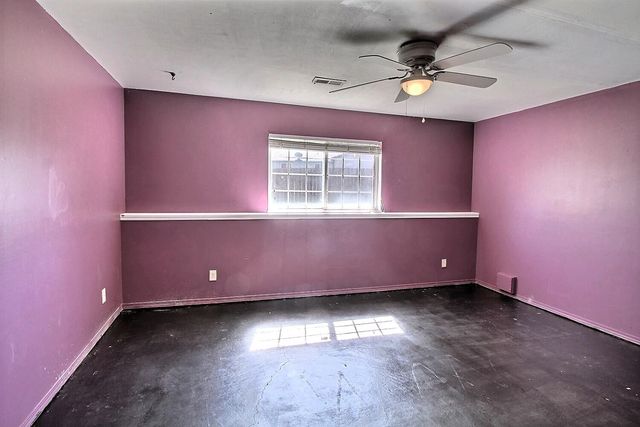 11329 W Carr Ct, Wichita, KS 67209