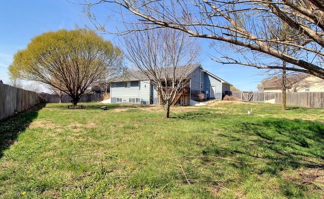 11329 W Carr Ct, Wichita, KS 67209