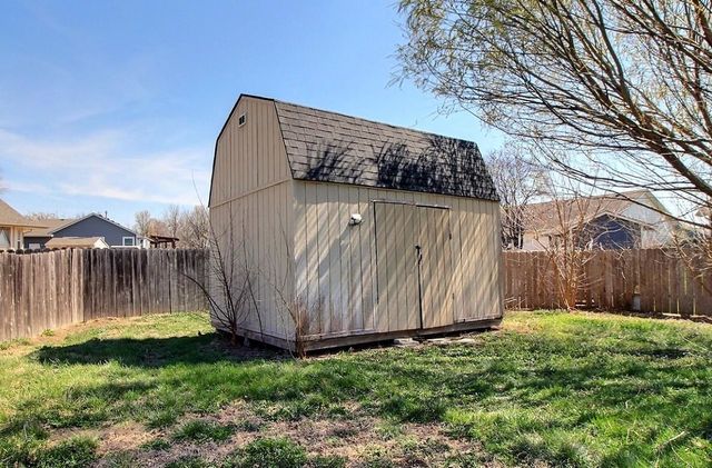 11329 W Carr Ct, Wichita, KS 67209