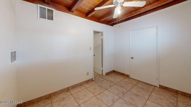 3564 E Kleindale Rd Apt C, Tucson, AZ 85716