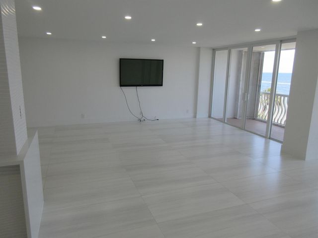 2200 S Ocean Lane 205, Fort Lauderdale, FL 33316