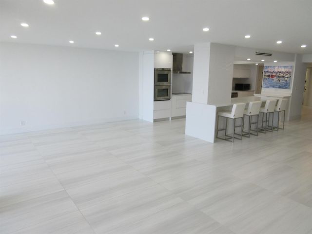 2200 S Ocean Lane 205, Fort Lauderdale, FL 33316