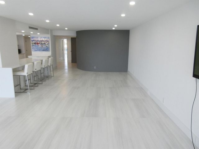 2200 S Ocean Lane 205, Fort Lauderdale, FL 33316