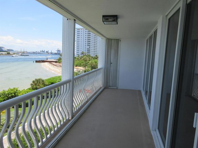 2200 S Ocean Lane 205, Fort Lauderdale, FL 33316