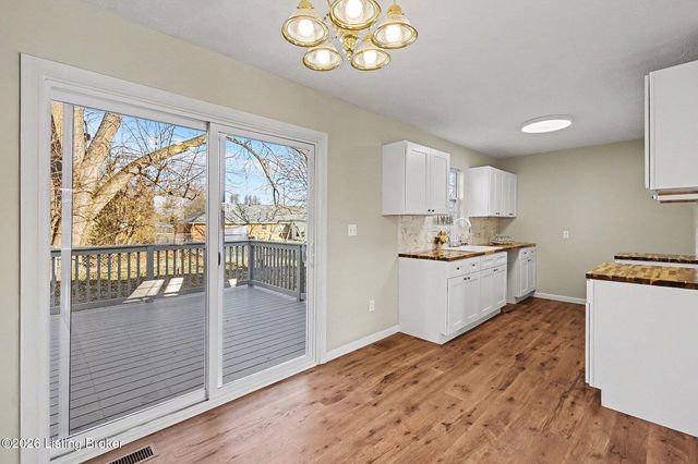 105 Tracy Ct, Radcliff, KY 40160