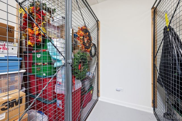 10 N Gilbert Street 217, South Elgin, IL 60177