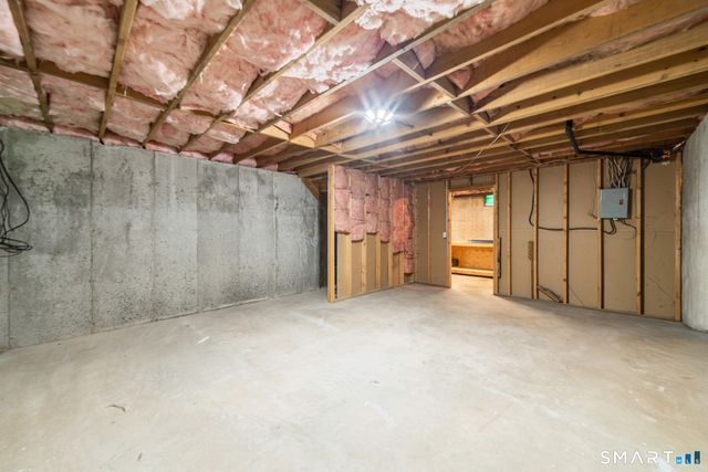 111 Wooster Street 2A, Naugatuck, CT 06770