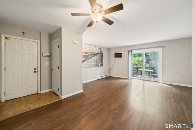 111 Wooster Street 2A, Naugatuck, CT 06770