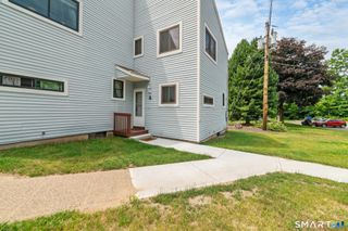 111 Wooster Street 2A, Naugatuck, CT 06770