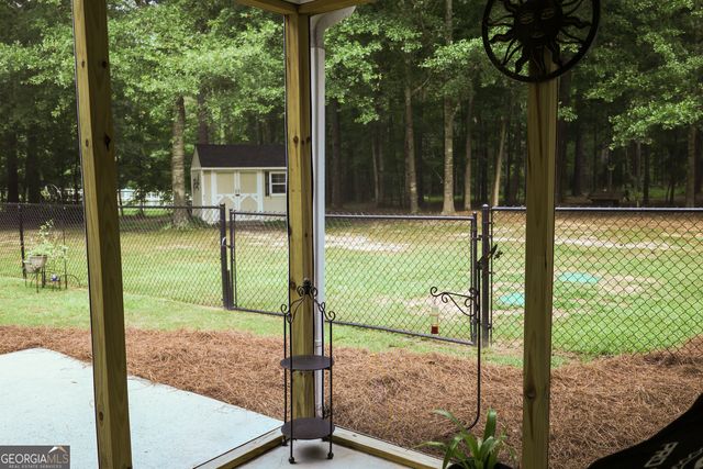 154 Cole Forest, Barnesville, GA 30204