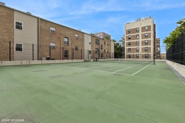 3930 N Pine Grove Avenue 2313, Chicago, IL 60613