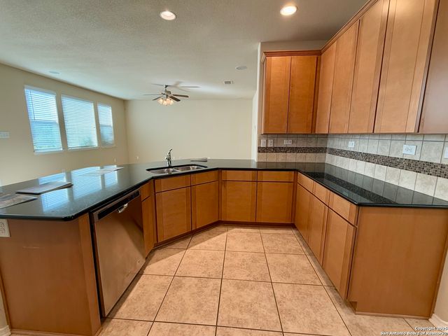 18027 Camino Del Mar, San Antonio, TX 78257