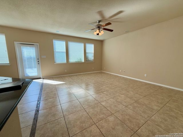 18027 Camino Del Mar, San Antonio, TX 78257
