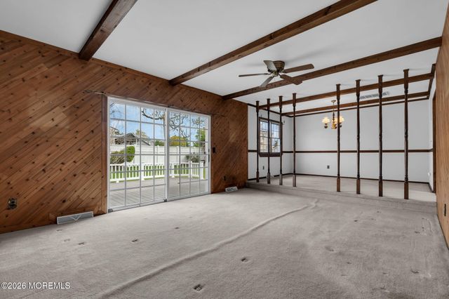 801 Broadway Boulevard, Toms River, NJ 08757