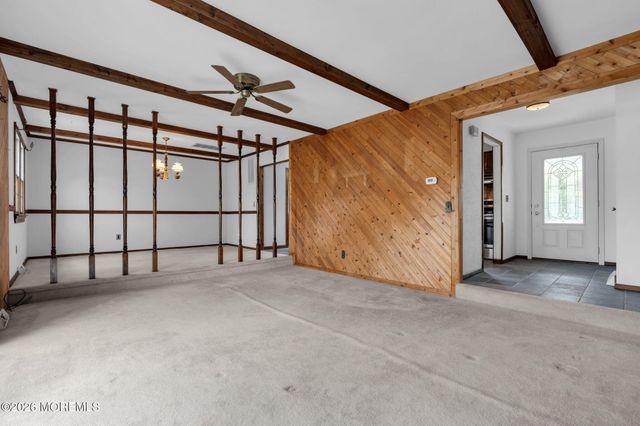 801 Broadway Boulevard, Toms River, NJ 08757