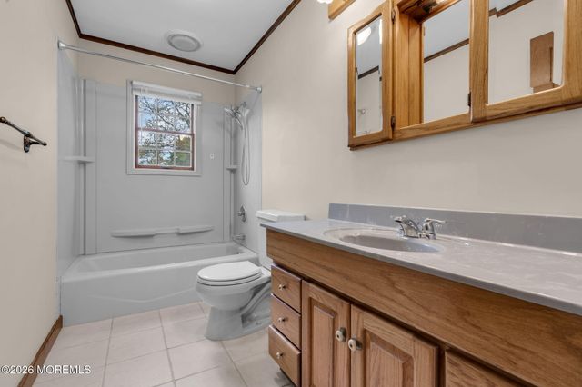 801 Broadway Boulevard, Toms River, NJ 08757
