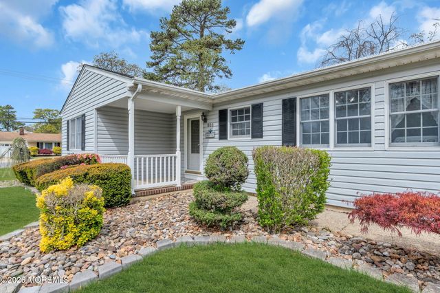 801 Broadway Boulevard, Toms River, NJ 08757