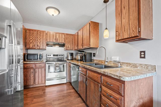 3716 Brookdale Circle N, Brooklyn Park, MN 55443