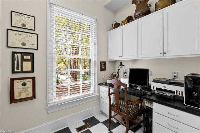 14 Provincetown Court, Greensboro, NC 27408