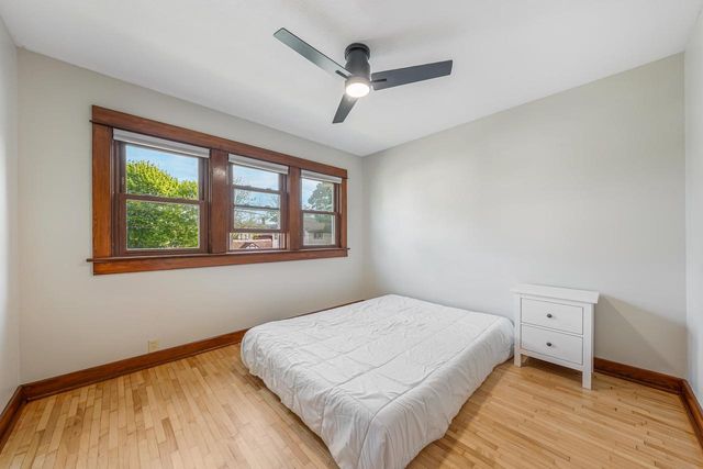 110 E RANDALL STREET, Appleton, WI 54911