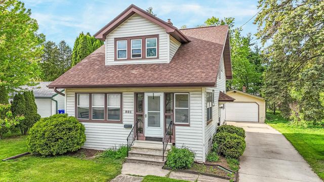 110 E RANDALL STREET, Appleton, WI 54911