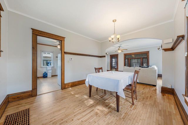 110 E RANDALL STREET, Appleton, WI 54911