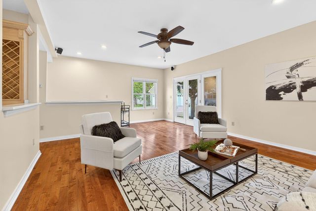 1263 Oakland Avenue, Columbus, OH 43212