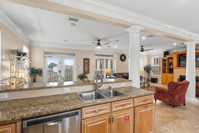 56 Terra Cotta Way, Destin, FL 32541