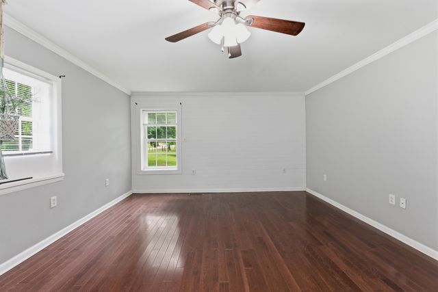 8836 W Sheepneck Rd, Mount Pleasant, TN 38474
