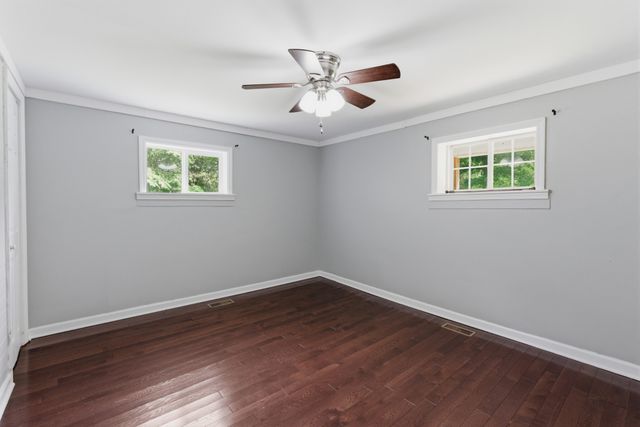 8836 W Sheepneck Rd, Mount Pleasant, TN 38474