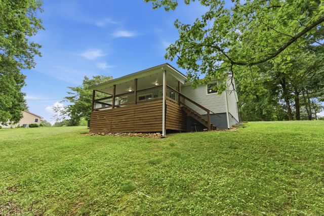 8836 W Sheepneck Rd, Mount Pleasant, TN 38474
