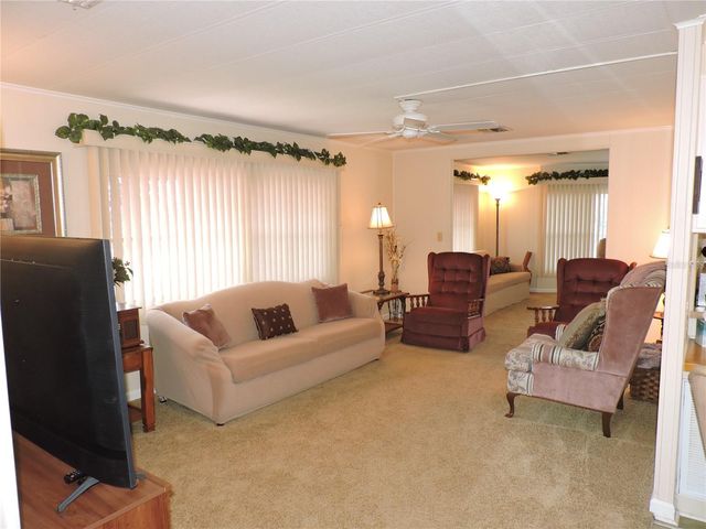 201 CALOOSA LAKE CIRCLE S, Lake Wales, FL 33859