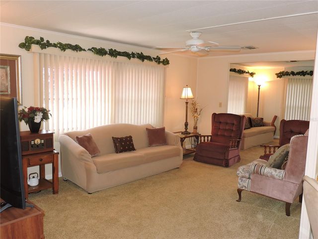 201 CALOOSA LAKE CIRCLE S, Lake Wales, FL 33859