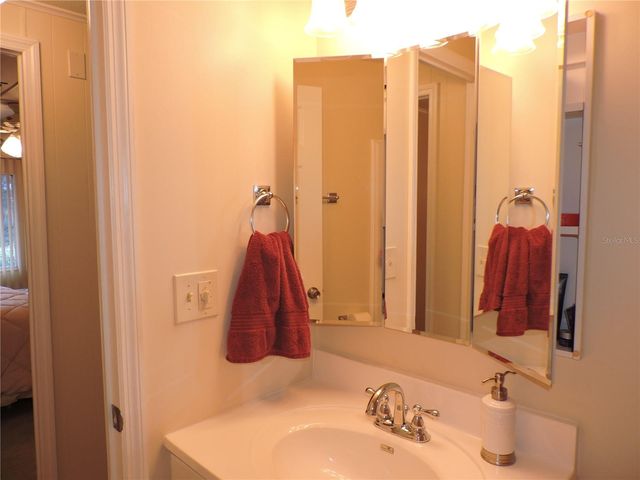 201 CALOOSA LAKE CIRCLE S, Lake Wales, FL 33859