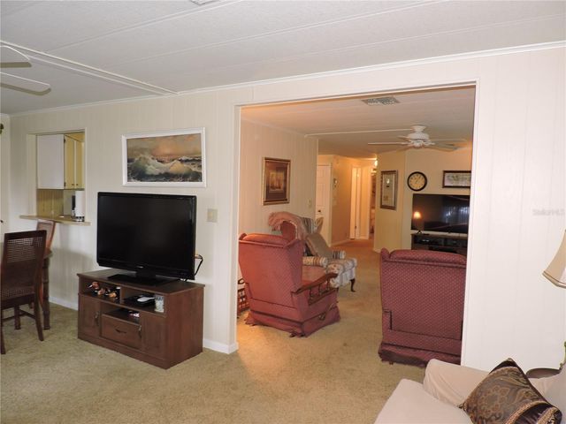 201 CALOOSA LAKE CIRCLE S, Lake Wales, FL 33859