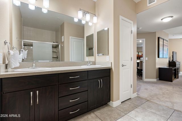 5450 E DEER VALLEY Drive 3170, Phoenix, AZ 85054